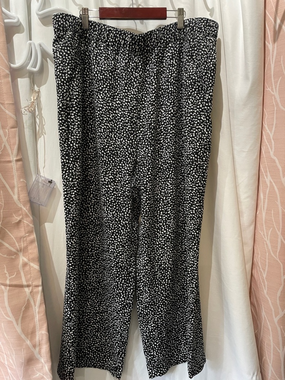 LOFT Black and White Printed Wide-Leg Pants